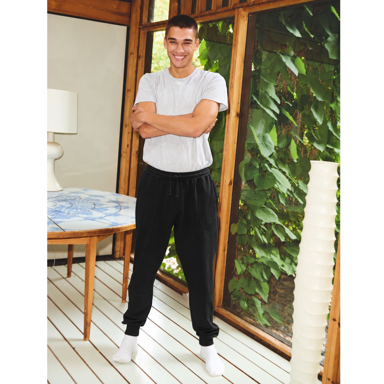 SWEATPANTS WITH CUFF AND ZIP POCKET